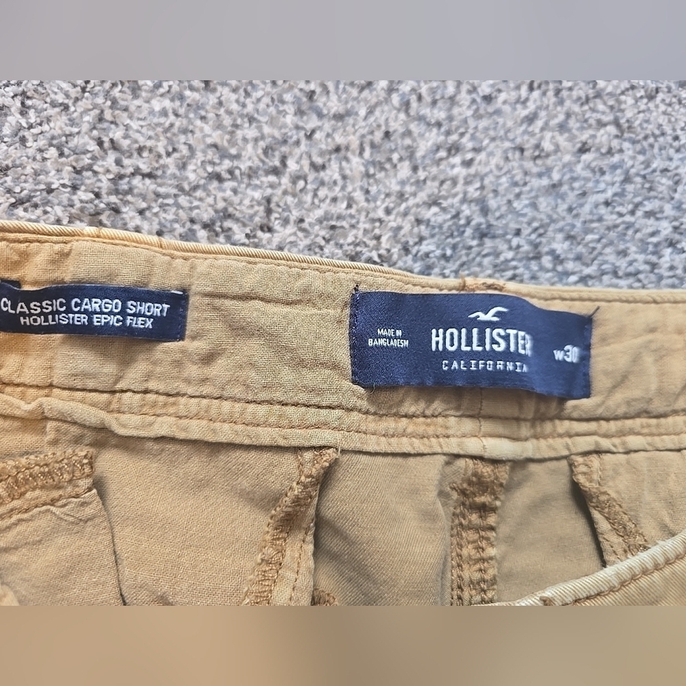 Hollister Men's Khaki Cargo Shorts Tan Utility Pockets Button Fly Y2K Size 30 - Picture 5 of 10